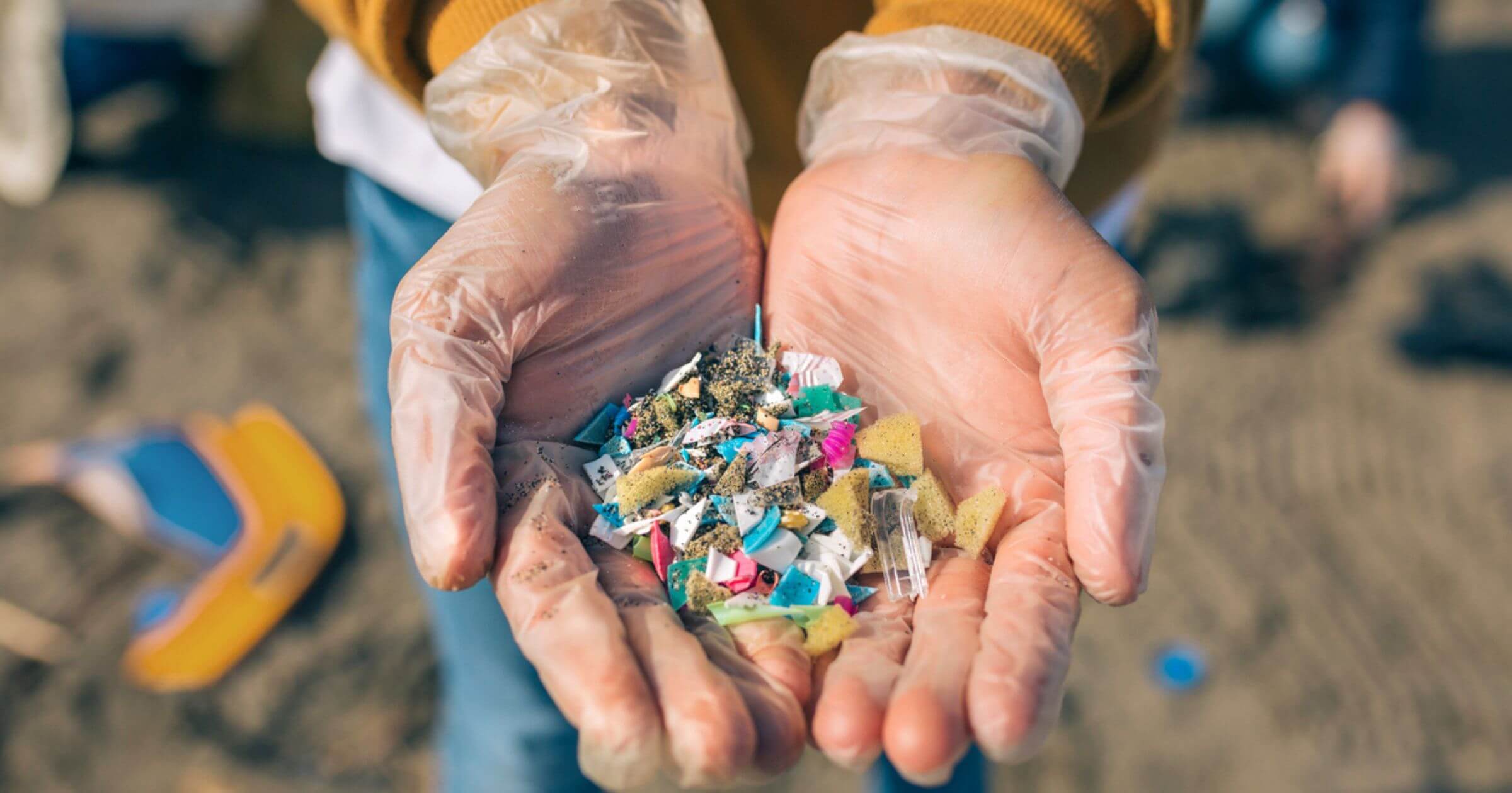 "Scientists Create Sustainable Plastic That Breaks Down in Seawater, Addressing Microplastic Contamination"