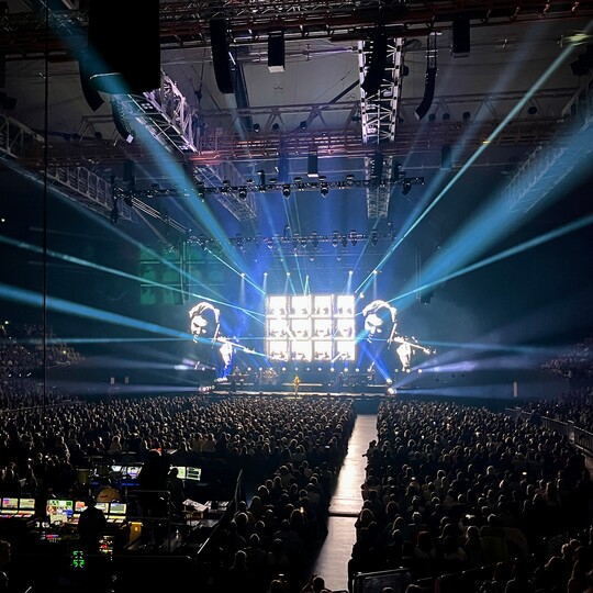 The Effect of Concert Hall Colors on Audiences’ Sound Interpretation