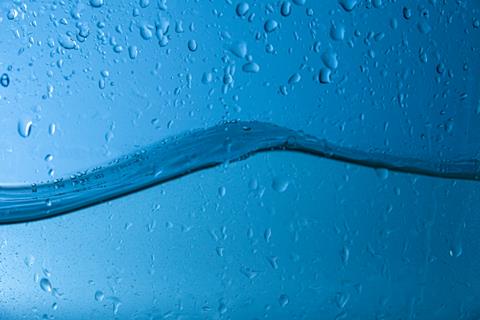 Researchers Discover Two Varieties of Water Clarifying Its Distinct Characteristics