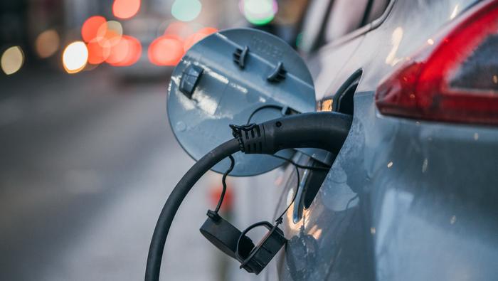 AI Improves Rapid Charging and Durability of Electric Vehicle Batteries