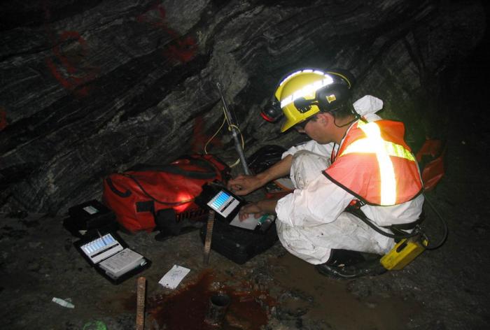 Ancient Stones in Canada's Shield Area Emit Hydrogen Able to Energize Hundreds of Residences