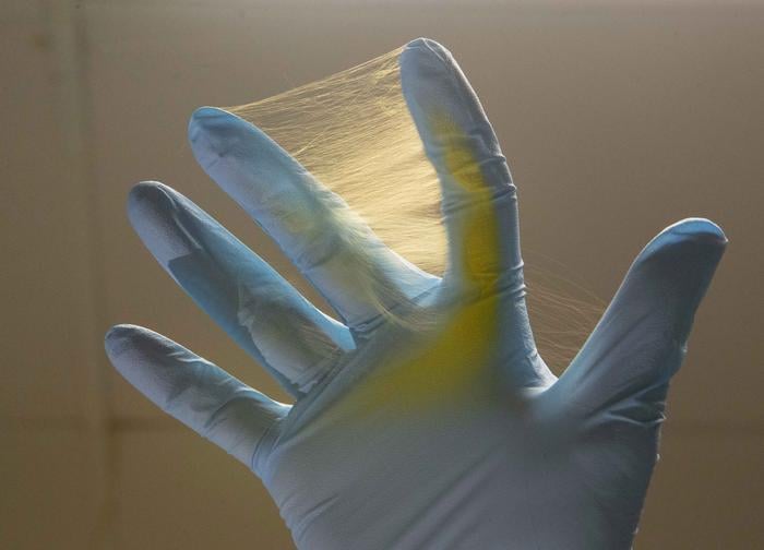 Implantable Mesh Loaded with Drugs in the Brain Demonstrates Efficacy Against Glioblastoma