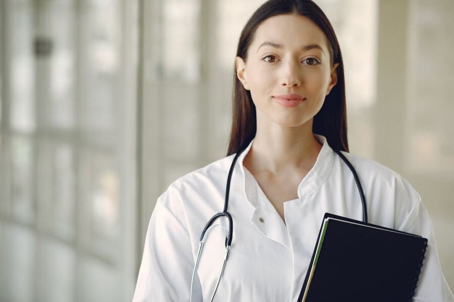 U.S. Immigration Ban Affects 80,000 Medical Workers