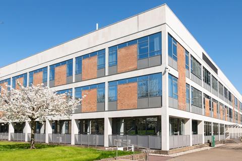University-Wide Personnel Reductions Endanger 30% Decrease in Nottingham's Chemistry Department