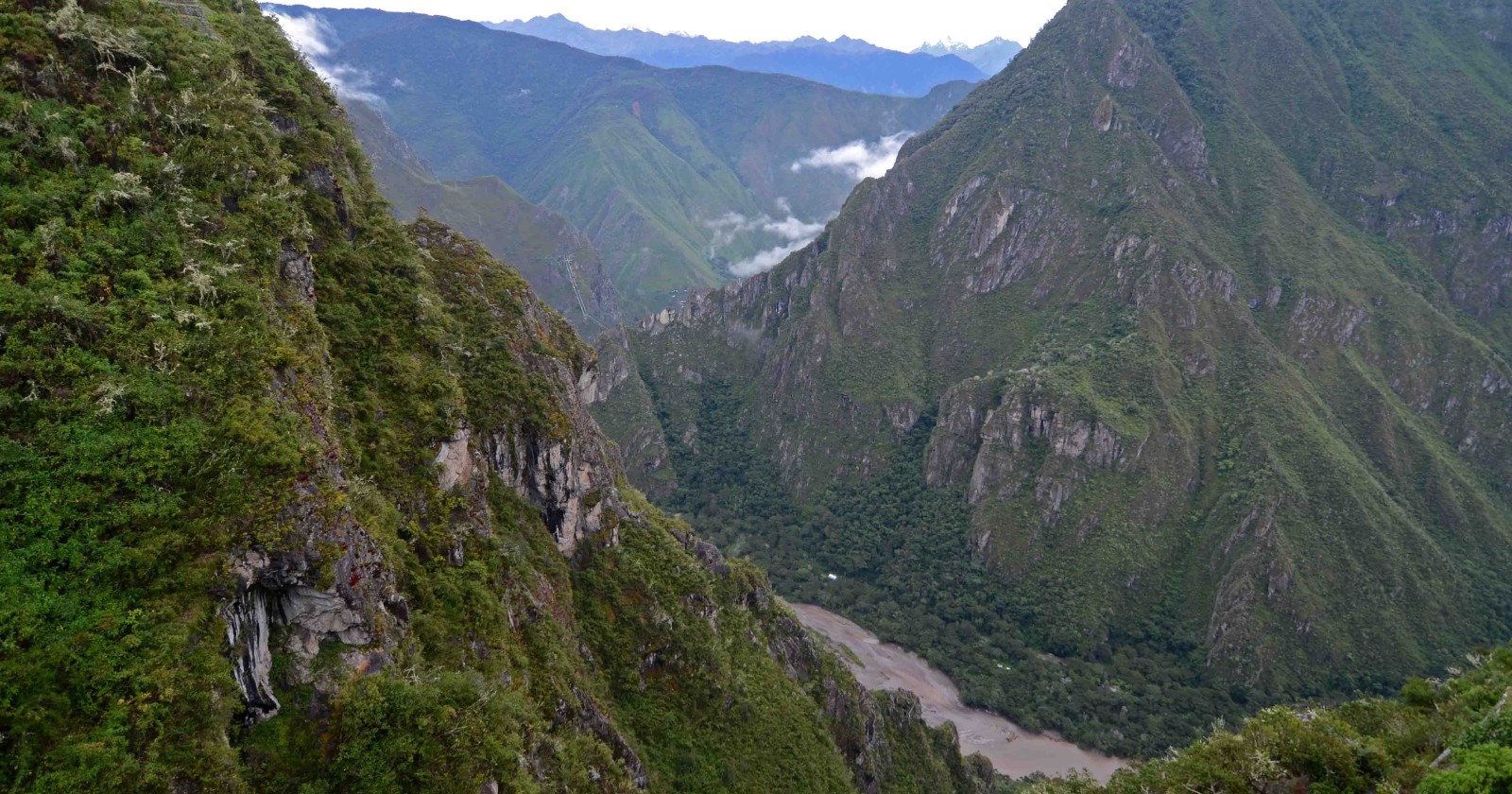 Drone Reveals More Than 2.5 Kilometres of Uncharted Pre-Hispanic Pathway in Machu Picchu Valley