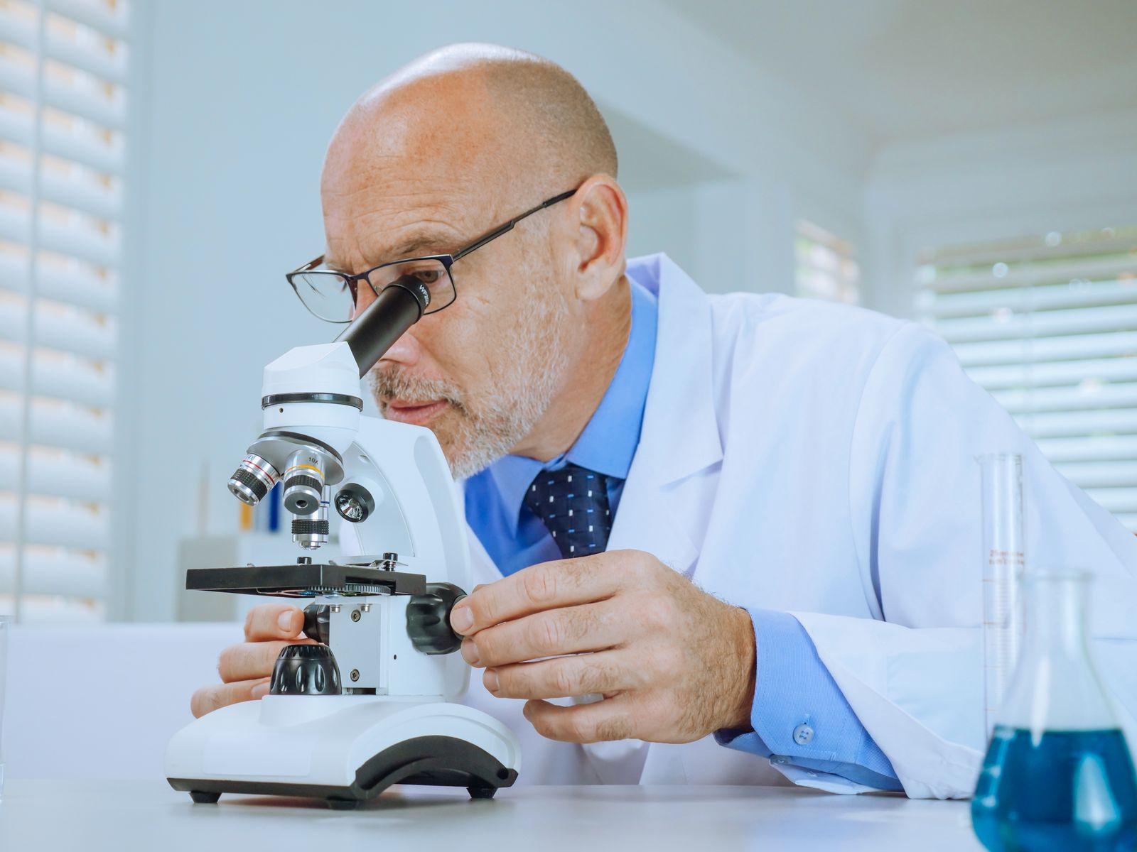 "Jonas Salk's Choice Not to Patent Polio Vaccine Aided Worldwide Immunization Initiatives"