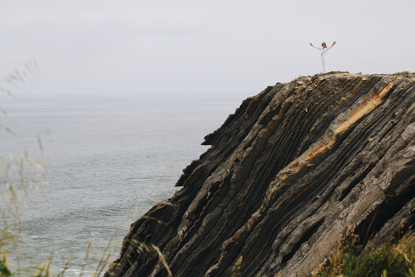 The Mental Foundations Underlying Frequent Apologies for Being Present and Engaged
