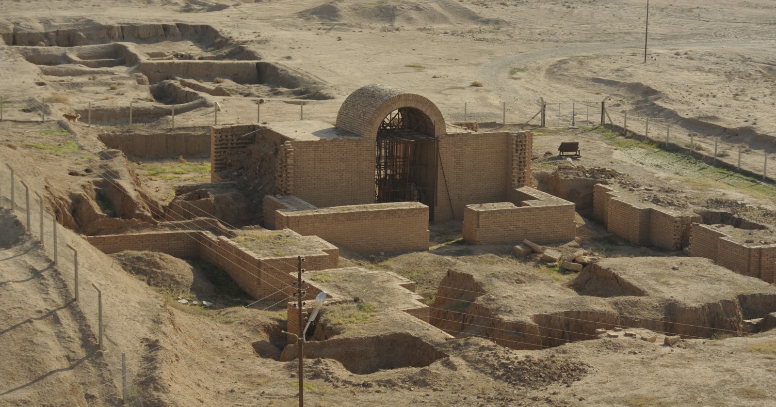 "A Thorough Analysis Charts Historical Tenure of Assyrian Capital Nimrud and Uncovers Subsurface Features Through Magnetometry"
