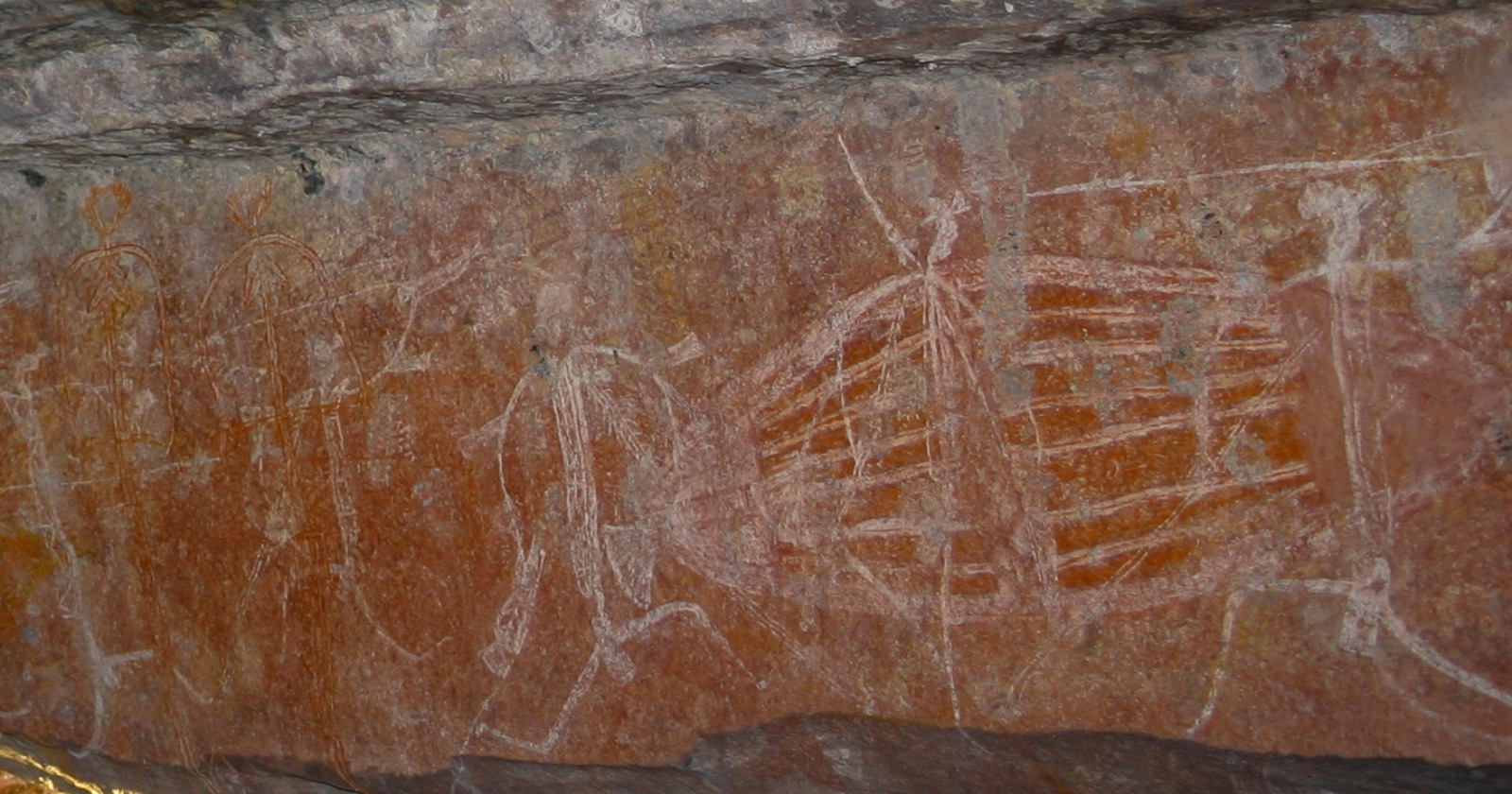 Concentration of 20 Rainbow Serpent Rock Artworks within 27 sq. km of Amurdak Country, Showcasing the Largest at 6.1m and Recent Paintings Doubling the Length of the Ancient Ones on Average