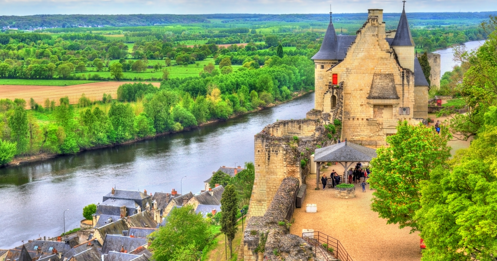 In 1998 and 1999, France Dismantled Two Dams on the Loire River, Reviving Atlantic Salmon Breeding Areas and Establishing Western Europe's Lengthiest Free-Flowing River