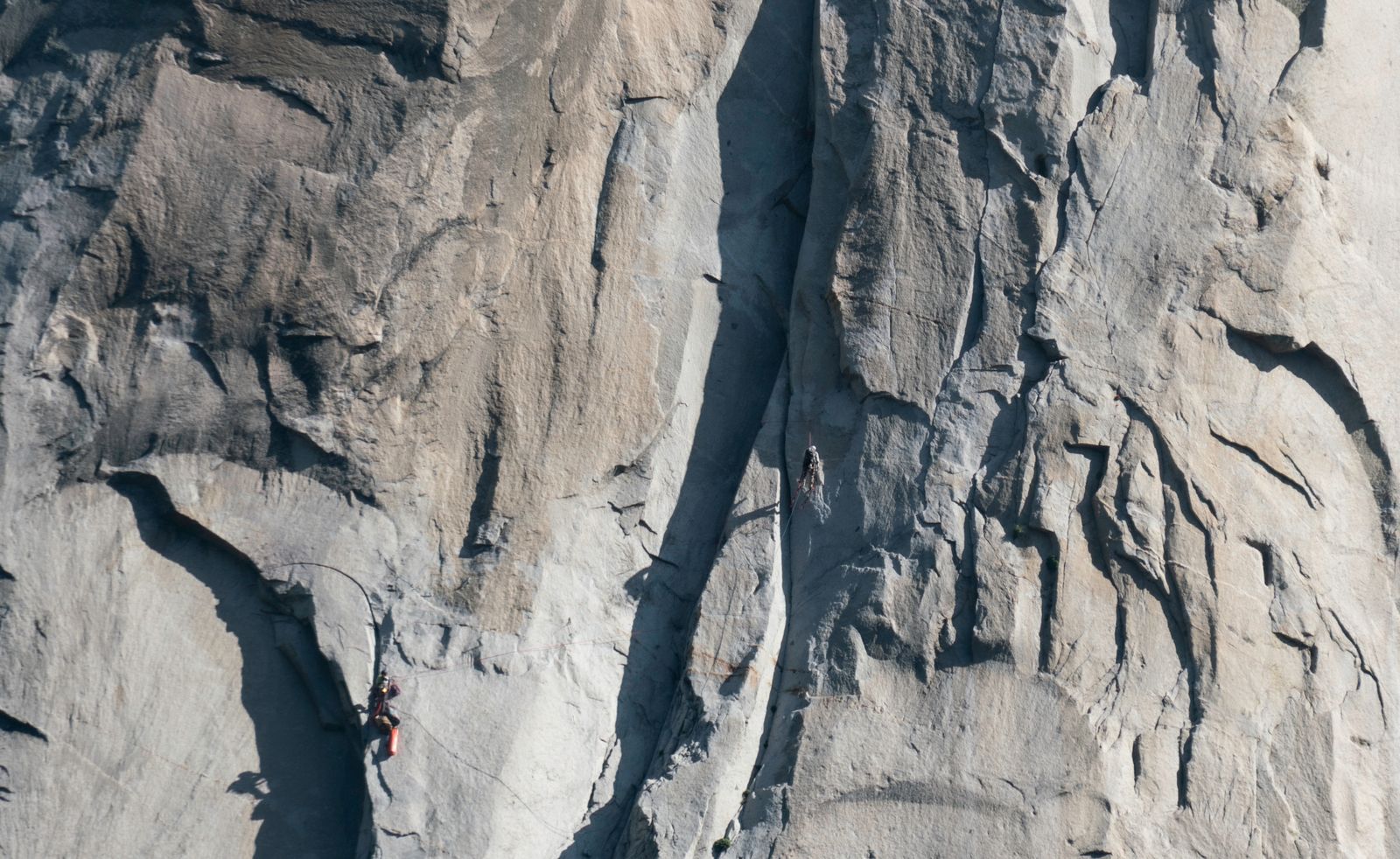Mount Thor's Cliff located on Baffin Island: A 1,250-Metre Plunge with a 15-Degree Overhang, Enabling a 26-Second Freefall in Open Air