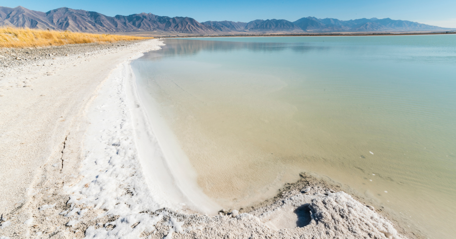 Researchers Uncover a Possibly Extensive Freshwater Source Spanning More Than Three Kilometers Below Utah's Great Salt Lake