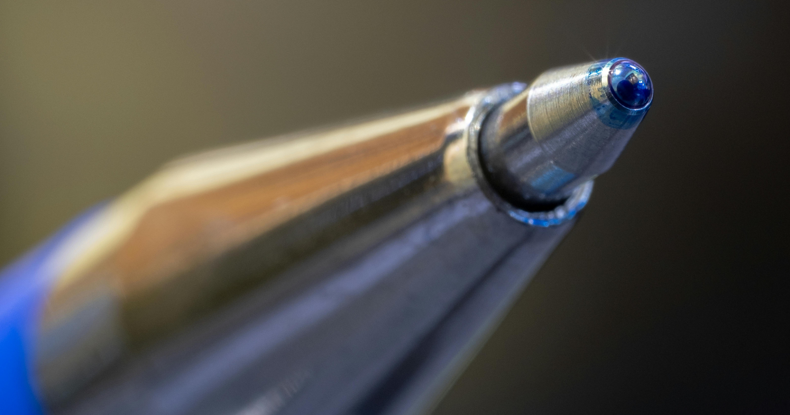 The Creation of the Ballpoint Pen by a Hungarian Reporter in 1938