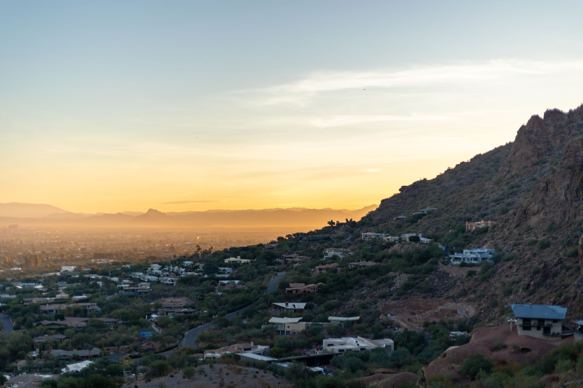 Phoenix's Heat Wave in July 2023 Below 35°C Wet-Bulb Limit, Yet 2026 Research Indicates Older Adults at Hazard in 24% of Six-Hour Intervals in Low Humidity